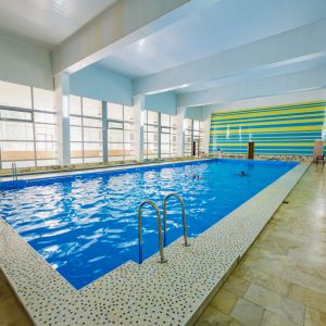 Бассейн в санатории Центр Союз в городе Ессентуки - фотография