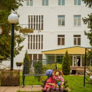 Фасад санатория Центр Союз в городе Ессентуки - фотография