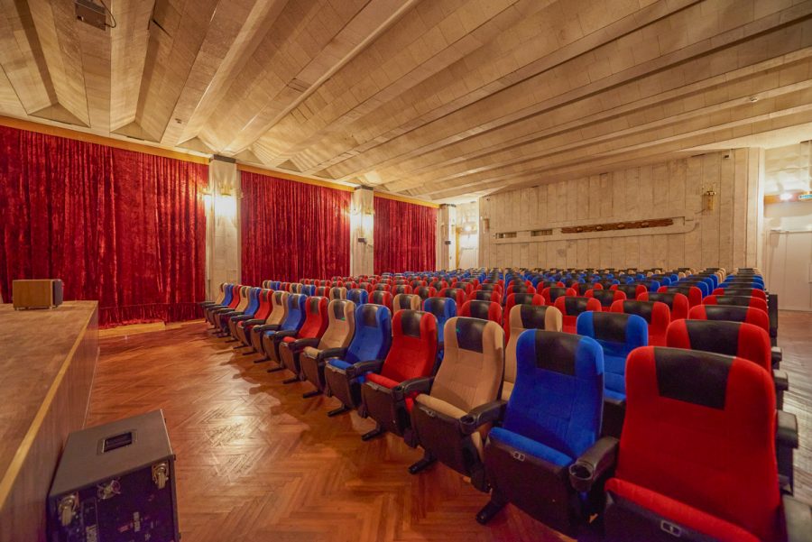 Киноконцертный зал в санатории Центр Союз в городе Ессентуки - фотография