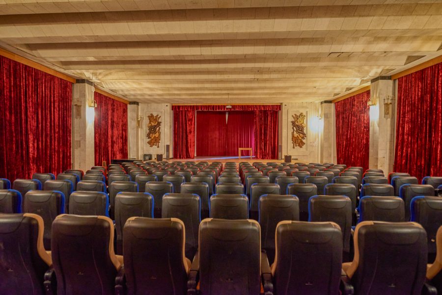 Киноконцертный зал в санатории Центр Союз в городе Ессентуки - фотография