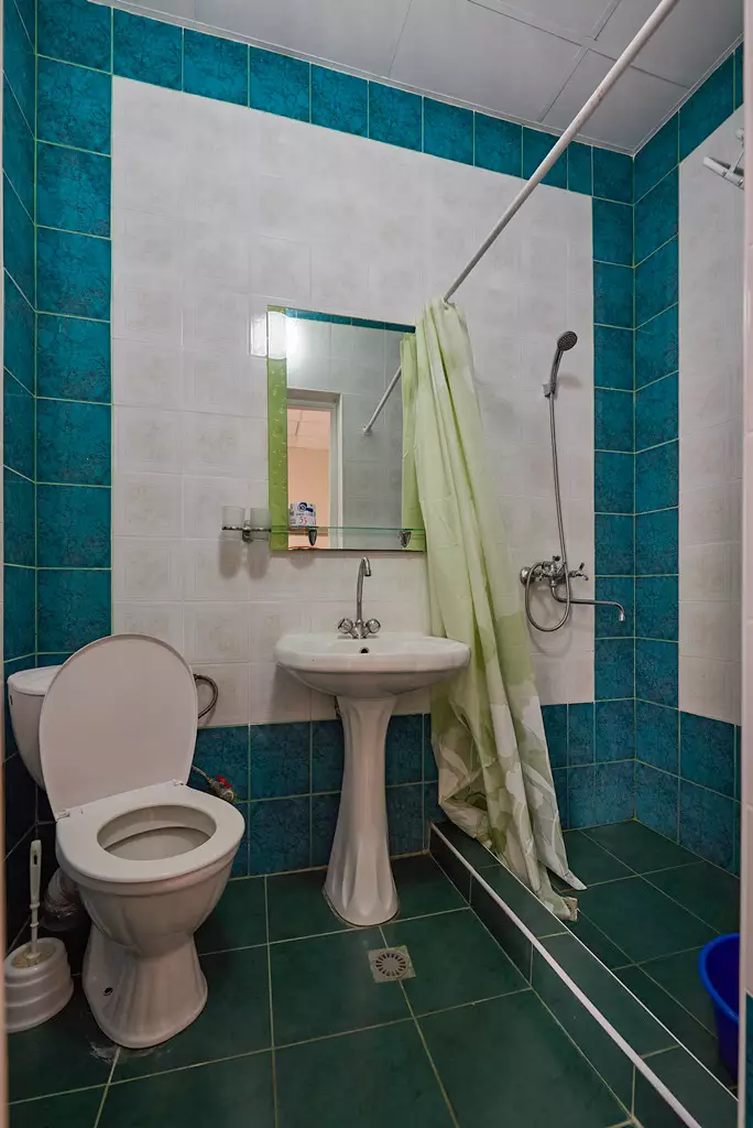 Двухместный номер стандарт в санатории Центр Союз в городе Ессентуки - фотография